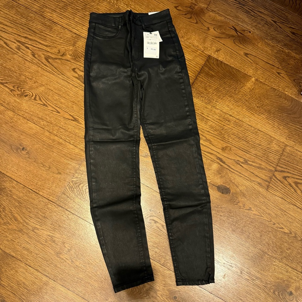 Women’s Jegging Pants Zara Size 36- 4 - Brand New